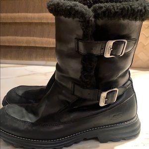 Ugg black leather shearling buckle boot size 9